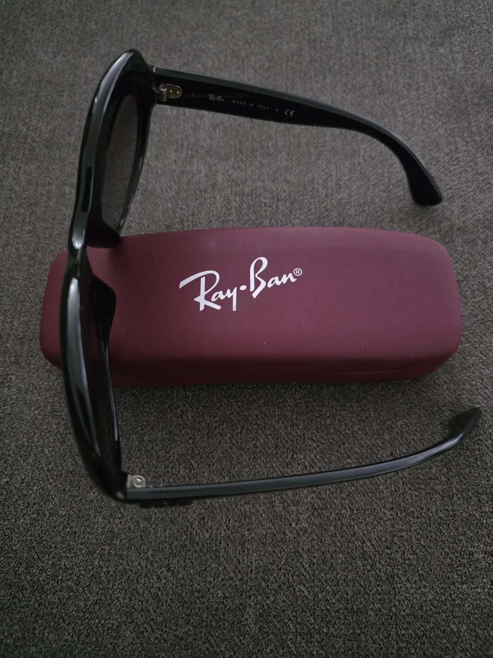 Ray-Ban Women's Black Frame Sunglasses with Purple-Tinted Lenses